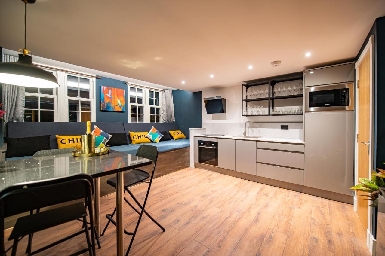 The Nest - Luxury 16 Person Apt W Jacuzzi & Parking Blackpool Exterior foto