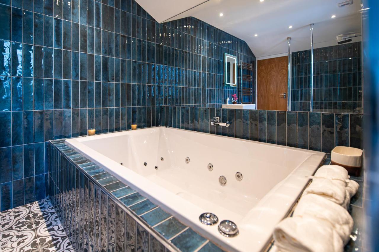 The Nest - Luxury 16 Person Apt W Jacuzzi & Parking Blackpool Exterior foto