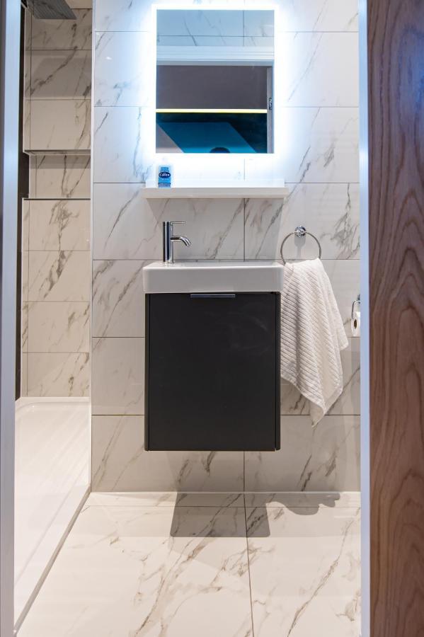 The Nest - Luxury 16 Person Apt W Jacuzzi & Parking Blackpool Exterior foto